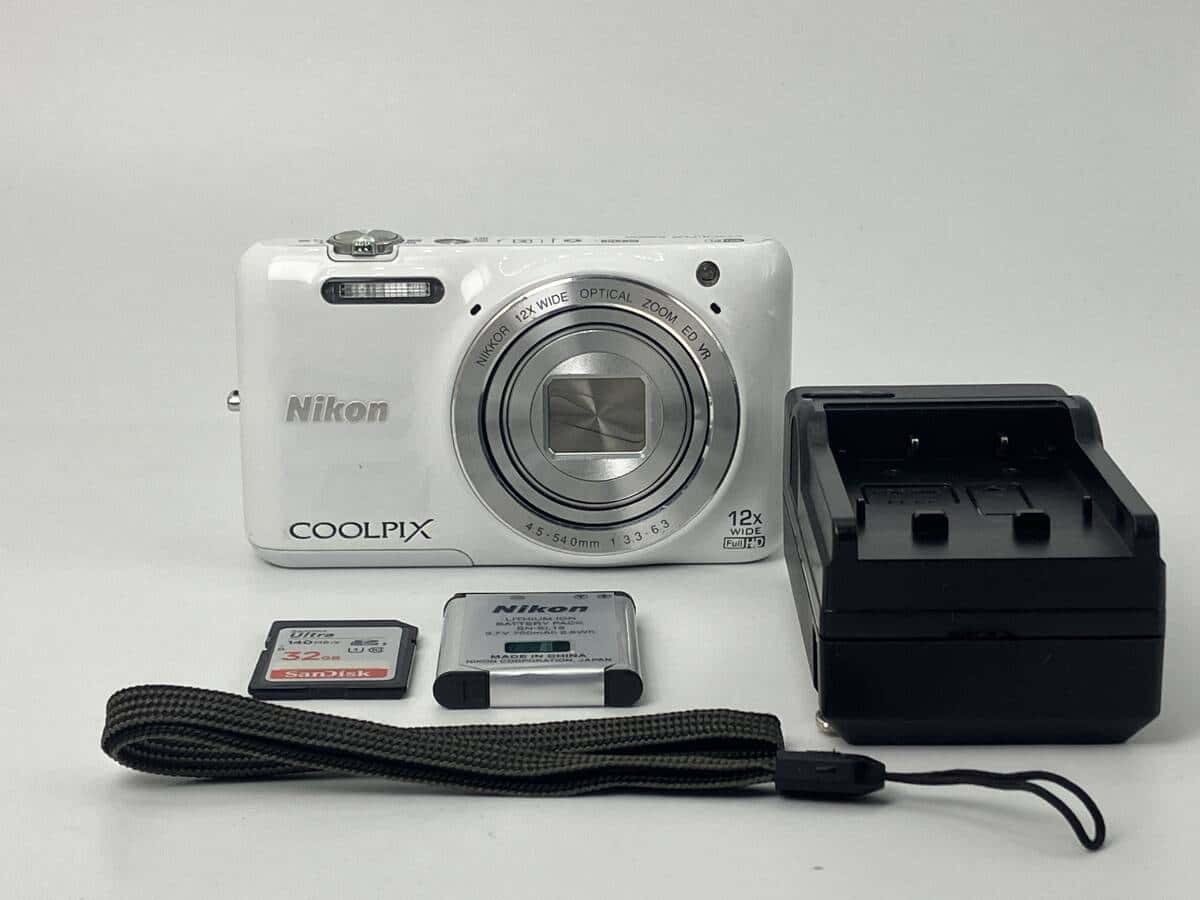 Used][returned goods , Tested] Nikon COOLPIX S6600 WHITE - BE 