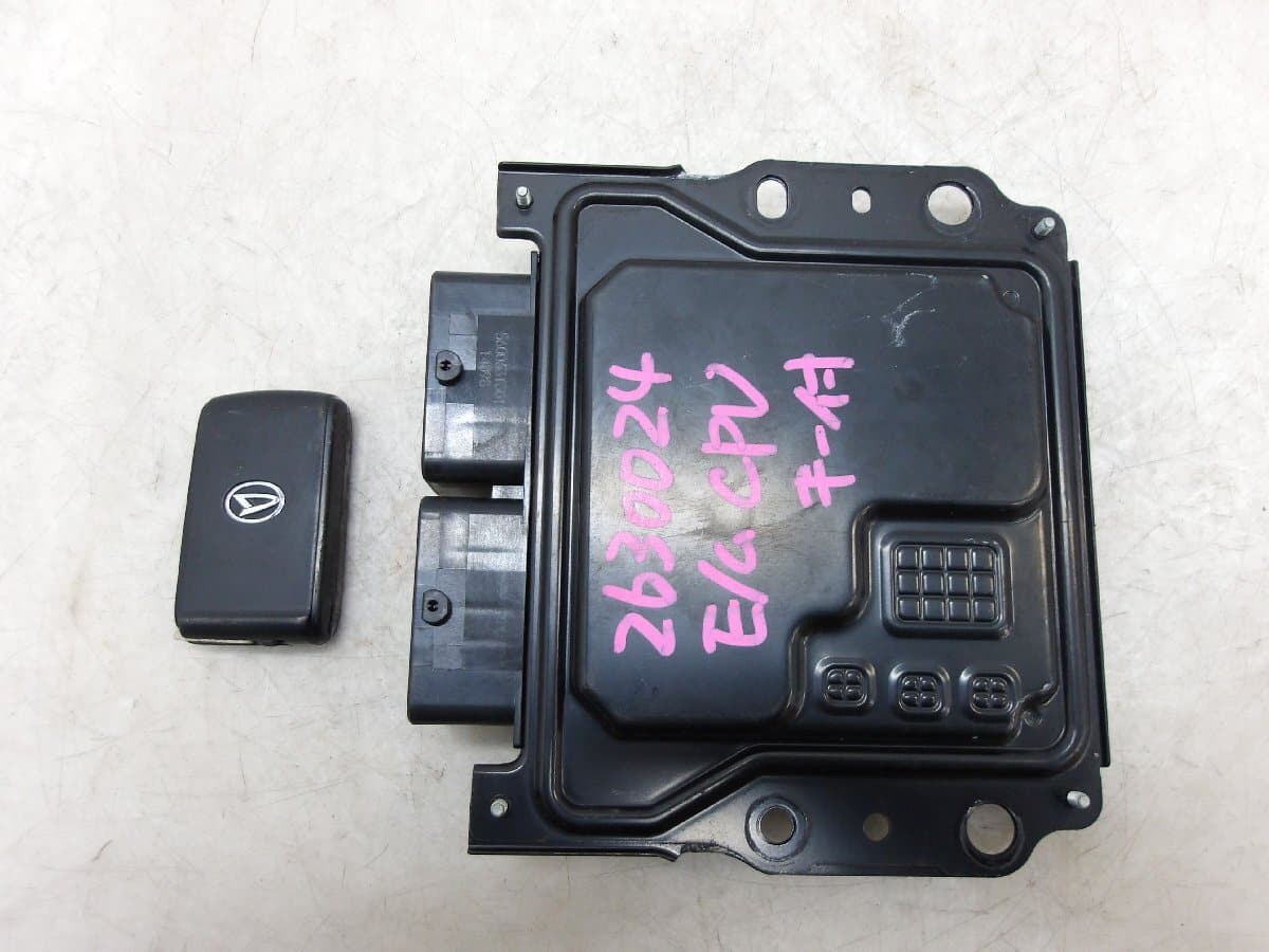 Used]☆(263024)2014 TANTO LA600S Engine Control Unit / ECU 89561