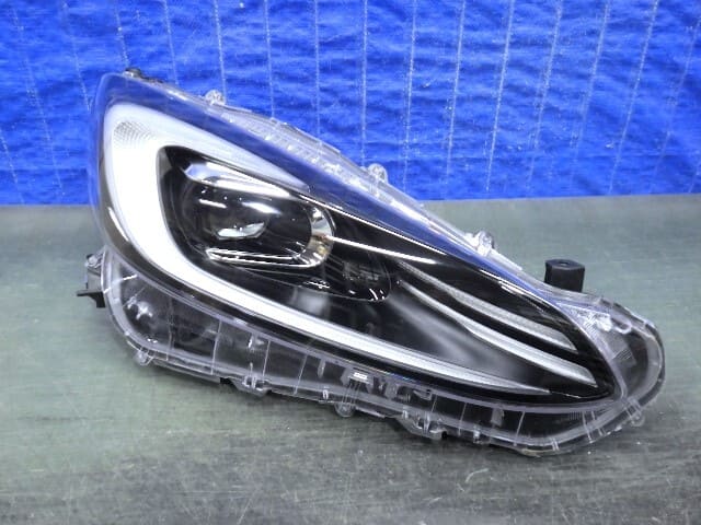 MXPK10 MXPK11 MXPK15 MXPK16 前期 アクア 純正フロントバンパー AQUA