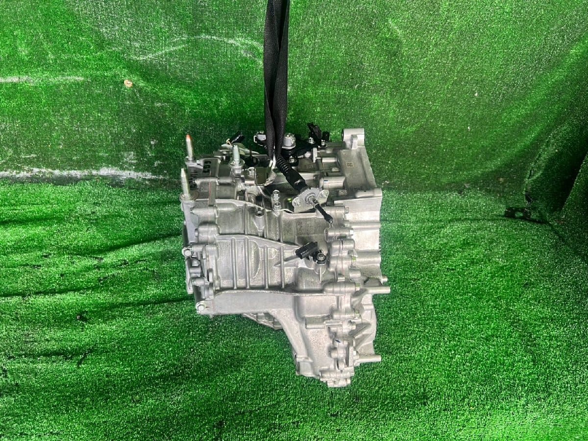 [Used]R1 age GB5 Freed Automatic Transmission 30,000 kilos Taizhong old ...