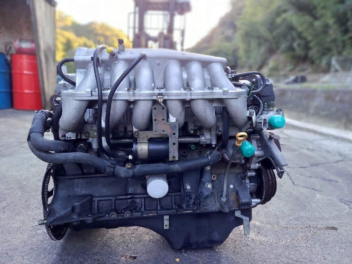 [Used] Stagea 25RS The Engine body RB25DE actual work GF-WGC34-TGKAREA ...