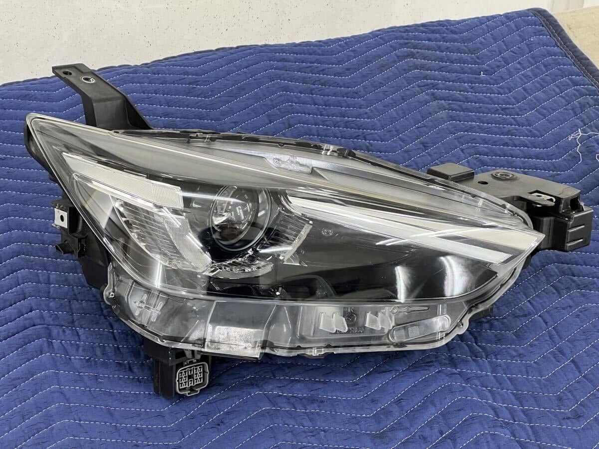 Used]Stay Mazda CX-3 headlight LED Right R D24J 51 030E 100-65115