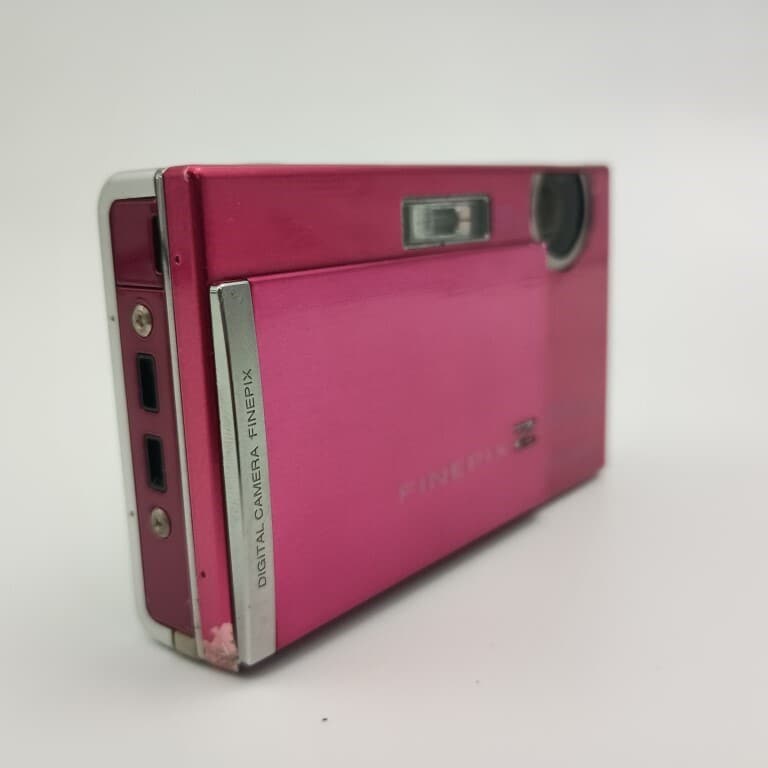 FUJIFILM FinePix Z100fd デジタルカメラ ピンク カメラ FUJIFILM FINEPIX Z100 （ピンク）