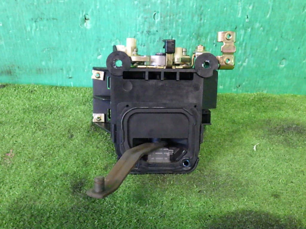 Used]Benz E320[W210 Early Model] shift lever shift gate unit