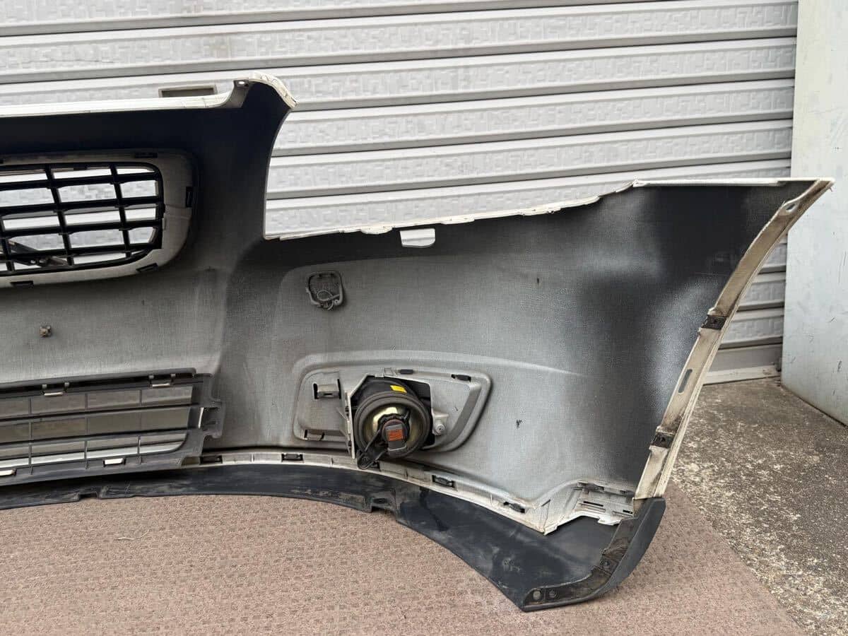 Used]Volvo V50 (Late Model type) Genuine Front bumper MB4204S