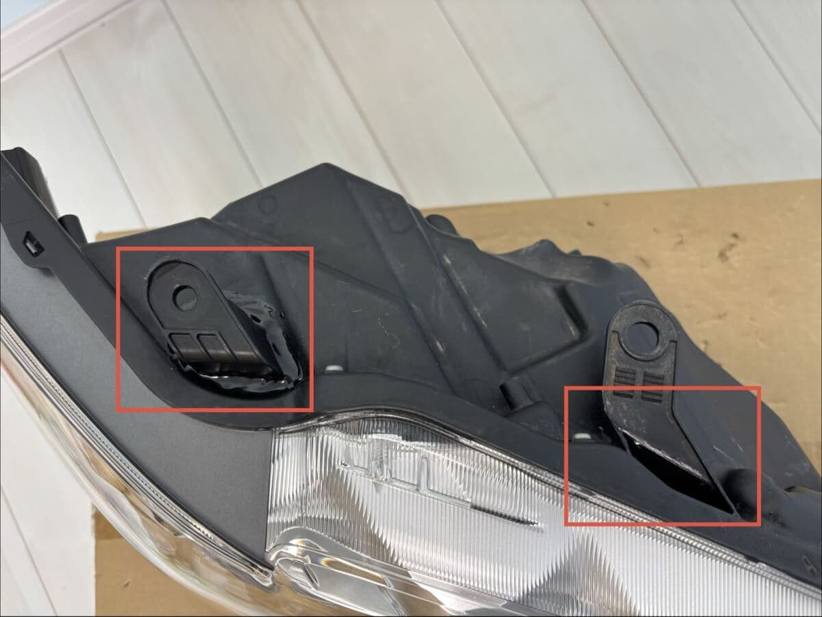 Used]Harrier ZSU60/ZSU65/AVU65 60 system Late Model Toyota Genuine