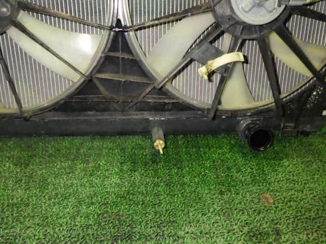 [Used]Radiator TOYOTA Mark X 2004 DBA-GRX120 1640031370 - BE FORWARD ...