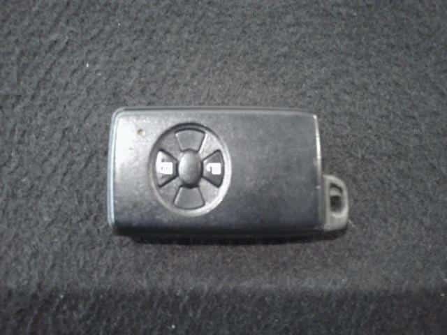 [Used]Keyless Entry Remote Control Key TOYOTA Corolla Rumion 2008 DBA ...