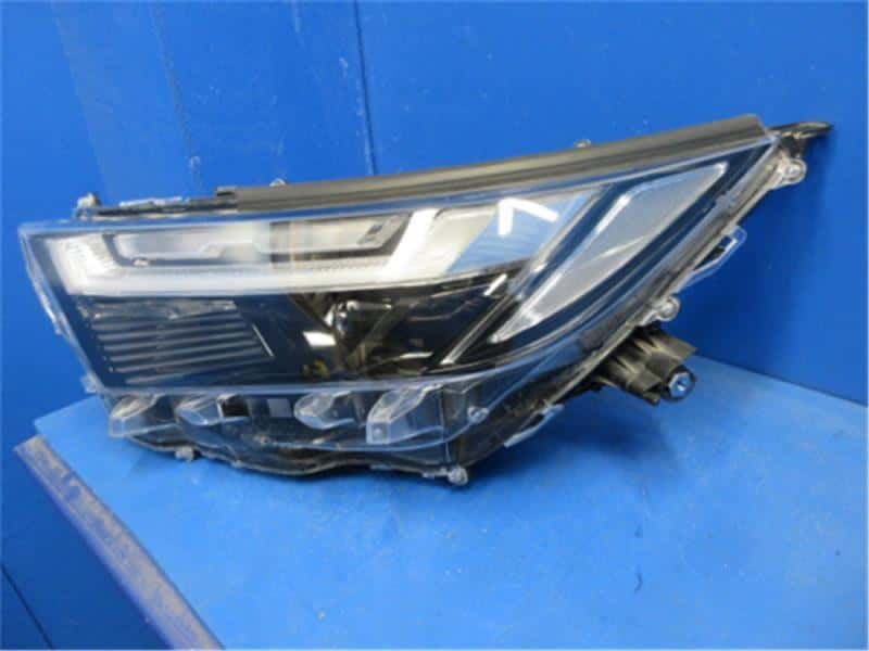 Used]Left Headlight TOYOTA RAV4 2023 6LA-AXAP54 8118542G00 - BE