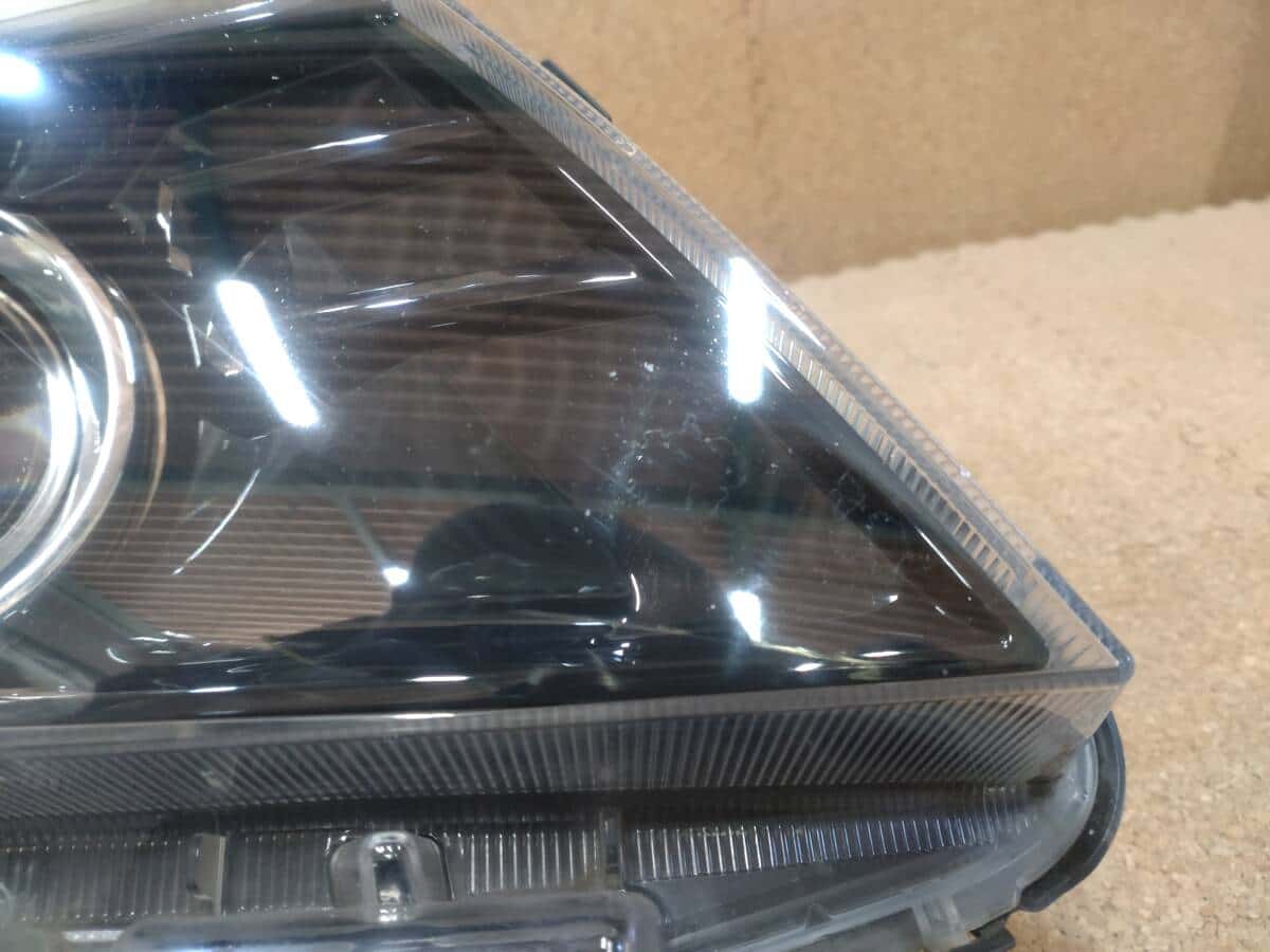 [Used]Toyota Voxy ZRR80 ZRR85 ZWR80 ZWR85 Early Model Right headlight ...
