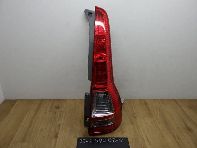 Used]CR-V RE4 Right Tail Lamp light lens NH731P Stanley P6207