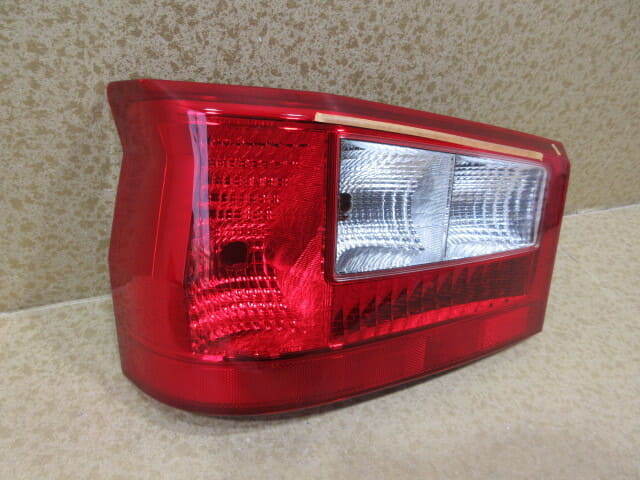 Used]Toyota coaster XZB60 XZB70 Genuine Left Tail Lamp carved seal