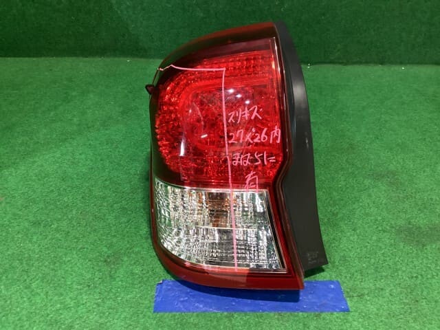 パーツ CorollaFielder NZE164G LeftTail Lamp i-img640x480-