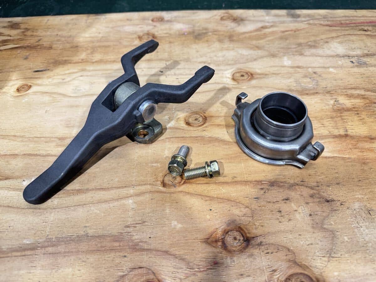 [Used]Rare BNR34 Genuine Getrag the sixth speed Transmission R34 GT-R ...