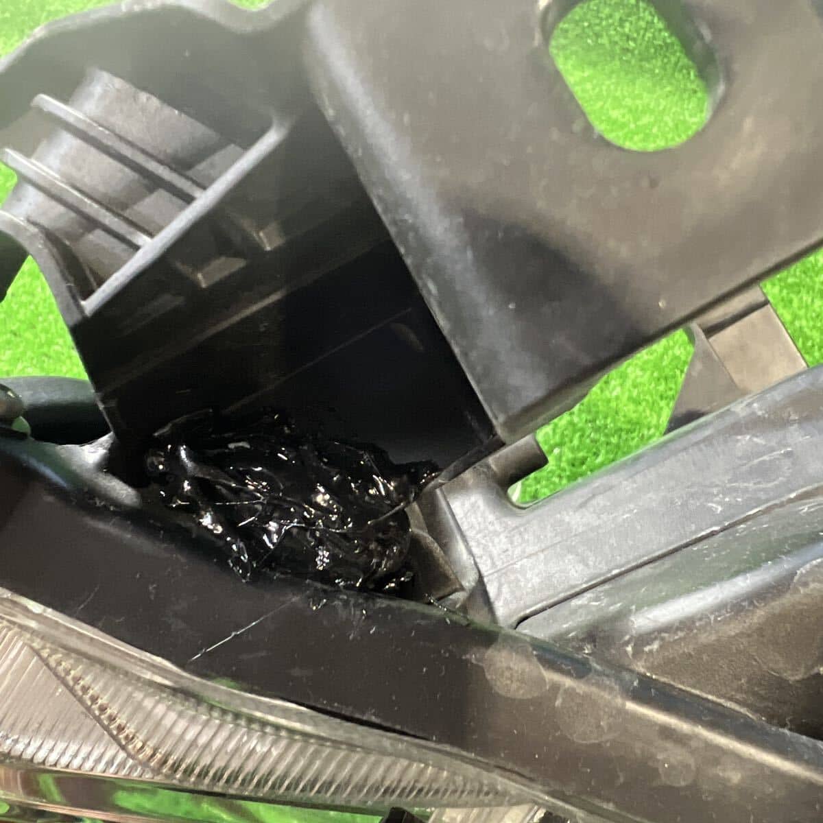 Used]Harrier 60 system headlight Right 81110-48440 KOITO48-147