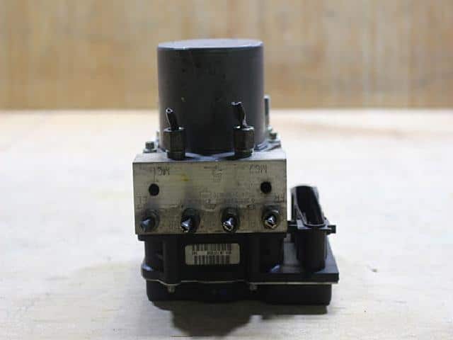 [Used]ABS Control Module Infiniti G35 2007 - BE FORWARD Auto Parts