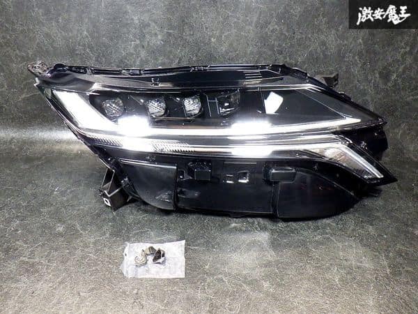 Used] Lighting is OK! Nissan Genuine E13 FE13 Note aura headlight