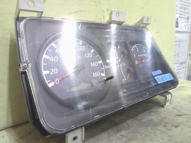 [Used]Elf KR-AKR81E speedometer 4HL1 729 8-97309-364-3 - BE FORWARD ...