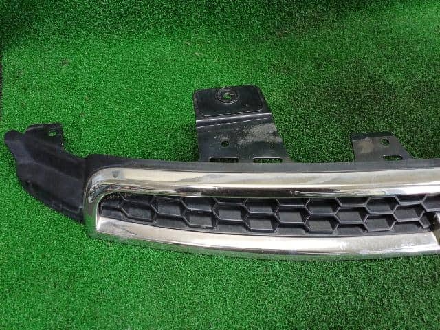 [Used]Radiator Grille GM Daewoo CHEVROLET Orlando 2012 95471003 - BE ...