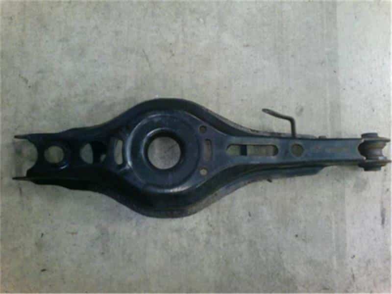 [Used]Rear Left Lower Control Arm TOYOTA Prius 2017 DAA-ZVW50 - BE ...
