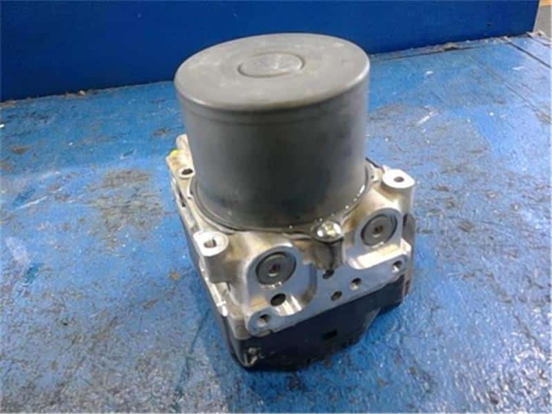 [Used]ABS Control Module TOYOTA Harrier 2014 DBA-ZSU60W - BE FORWARD ...