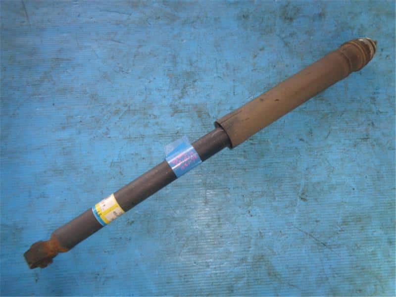 [Used]Rear Right Shock Absorber TOYOTA Ractis 2015 DBA-NCP125 ...