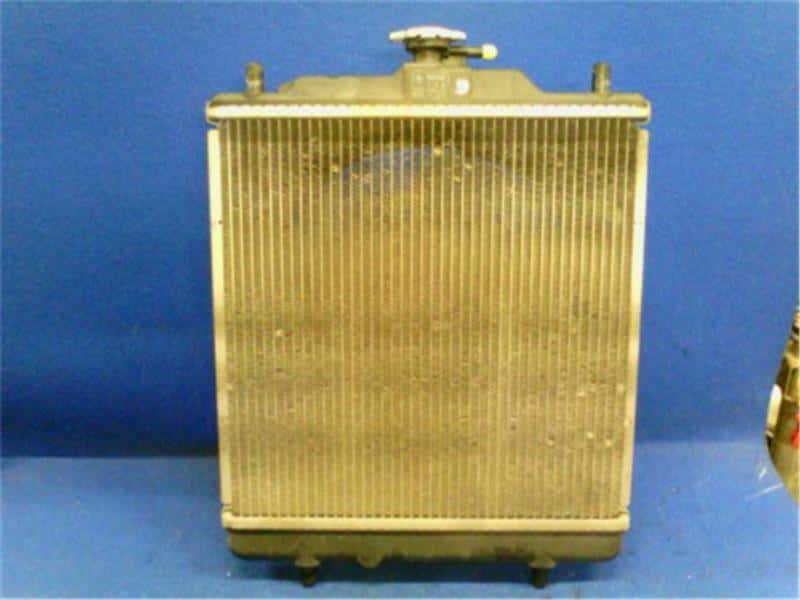 [Used]Radiator SUZUKI Carry 2002 LE-DA62T - BE FORWARD Auto Parts