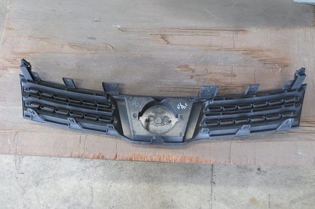 [Used]Radiator Grille NISSAN Wingroad 2005 DBA-Y12 62310CV000 - BE ...