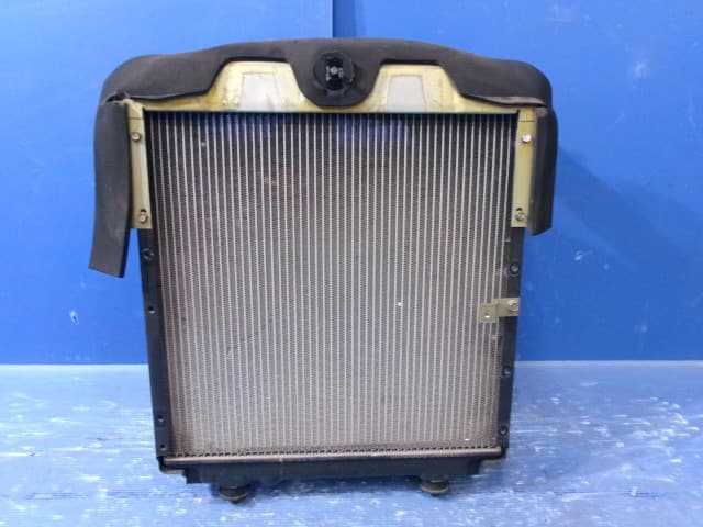 [Used]Radiator Mitsubishi Fuso Canter 2000 GE-FB510B ME299318 - BE ...