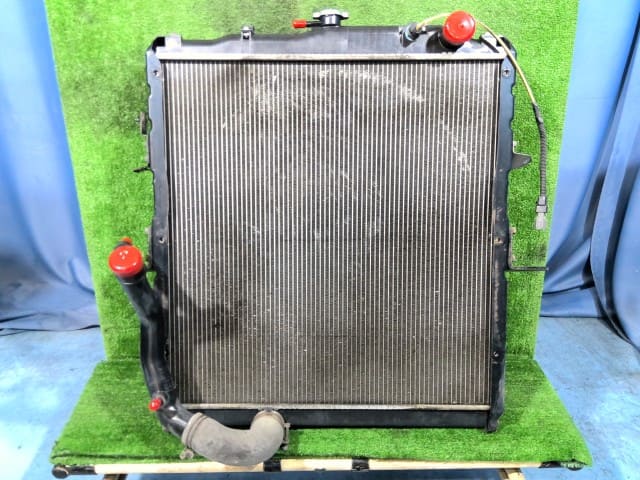 [Used]Radiator Mitsubishi Fuso Fighter Mignon 2014 TKG-FK61F ME418734 ...