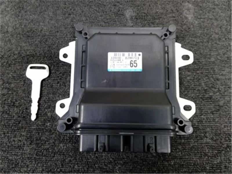 [Used]Engine Control Unit / ECU SUZUKI Carry 2021 EBD-DA16T - BE ...