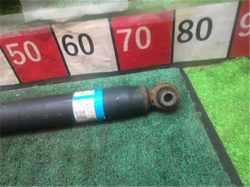 [Used]Rear Right Shock Absorber MAZDA Biante 2014 DBA-CCEAW C33828910D ...