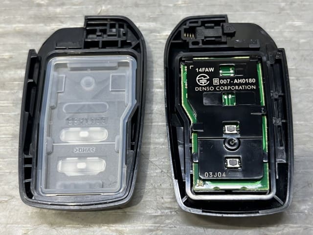 [Used]Keyless Entry Remote Control Key TOYOTA Prius 2025 6AA-MXWH60 ...