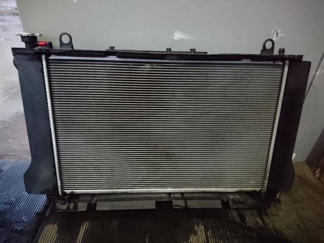 [Used]Radiator TOYOTA Corolla Axio 2007 DBA-NZE141 2118 - BE FORWARD ...