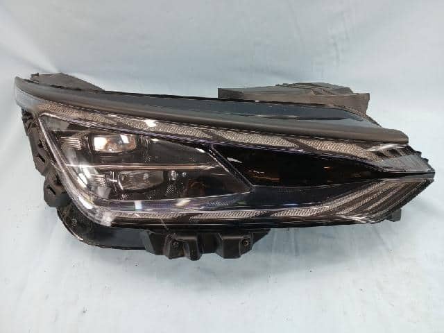 [Used]Right Headlight KIA 2023 - BE FORWARD Auto Parts