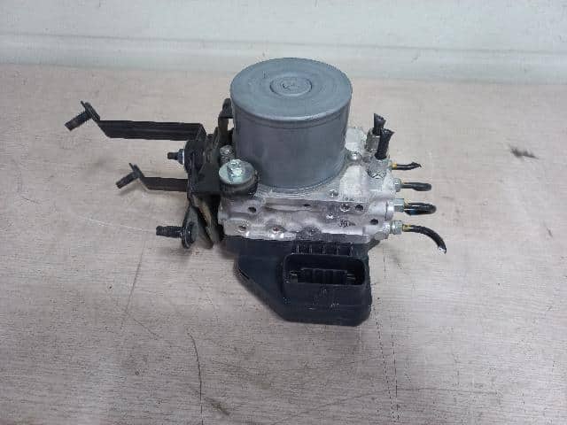 [Used]ABS Control Module Infiniti Q50 2016 1330002351 - BE FORWARD Auto ...