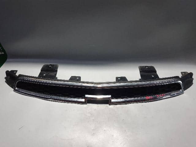 [Used]Radiator Grille GM Daewoo CHEVROLET Orlando 2012 95471003 - BE ...