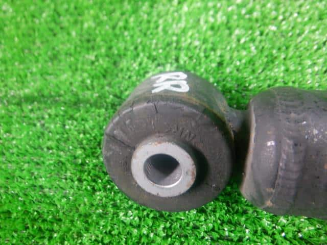 [Used]Rear Right Shock Absorber TOYOTA Vitz 2016 DBA-KSP130 4853052F20 ...