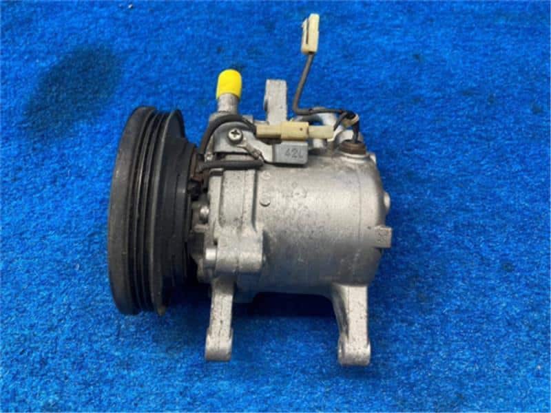 Used]A/C Compressor DAIHATSU Hijet 2009 EBD-S211P 88320B5020 - BE