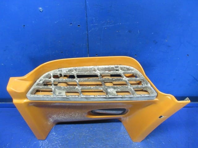 [Used]Left Side Step NISSAN UD UD NISSAN LARGESIZE CAR 2016 QPG-CG5ZA ...