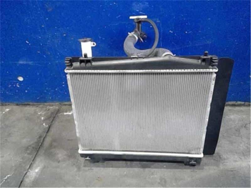 [Used]Radiator TOYOTA Probox Van 2016 DBE-NCP165V 1640021381 - BE ...