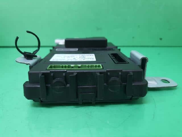 [Used]ABS Control Module Infiniti Q50 2017 284B1 4HK0A - BE FORWARD ...