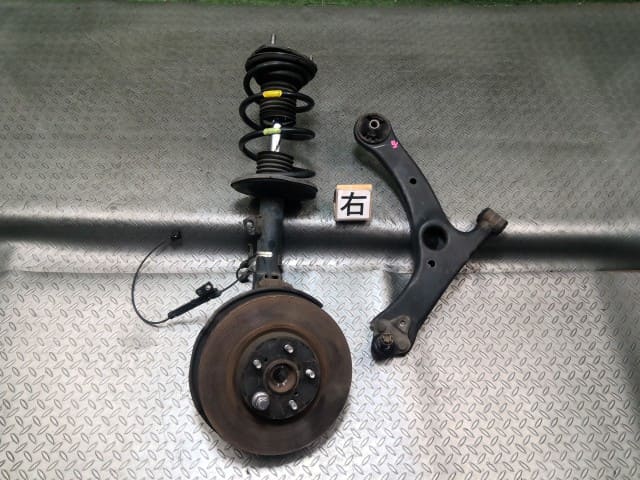 [Used]Front Right Strut Assembly TOYOTA Wish 2013 DBA-ZGE20G 4851069605 ...