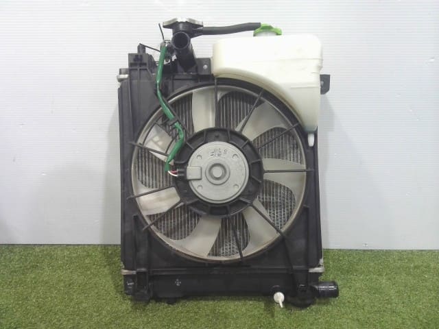 [Used]Radiator SUZUKI Wagon R 2015 DBA-MH34S 1770050M10 - BE FORWARD ...