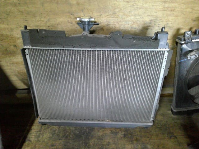 [Used]Radiator MAZDA Demio 2011 DBA-DE3FS ZJ3915200A - BE FORWARD Auto ...