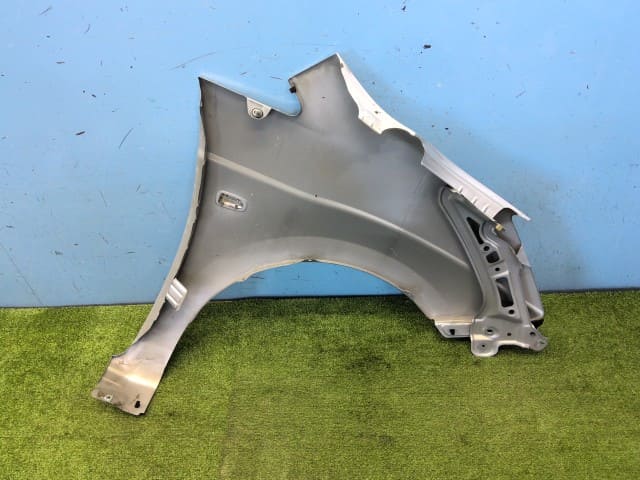 [Used]Left Fender Panel TOYOTA Isis 2014 DBA-ZGM15W 5380244060 - BE ...