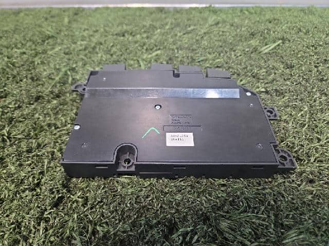 [Used]Other VOLVO V40 2017 31421351 - BE FORWARD Auto Parts