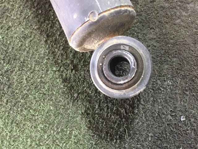 [Used]Rear Right Shock Absorber TOYOTA Passo 2015 DBA-KGC30 - BE ...