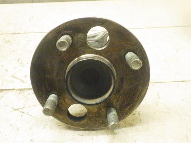 [Used]Rear Wheel Hub TOYOTA Probox 2022 5BE-NCP160V 4245052130 - BE ...