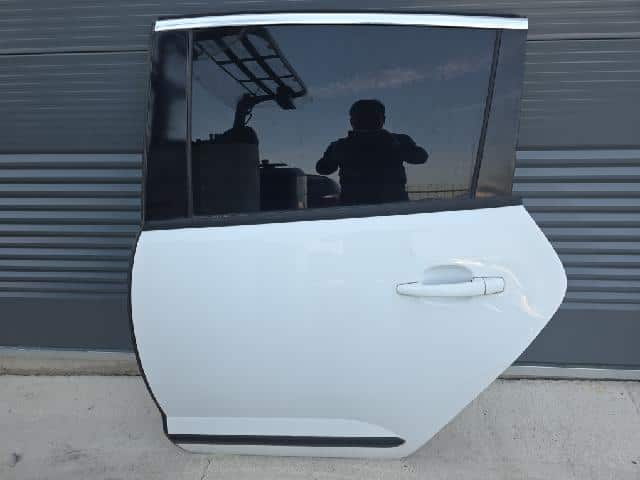 Used]Rear Left Door Assembly PEUGEOT 3008 2016 - BE FORWARD Auto Parts